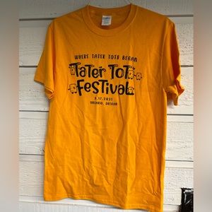 NWOT Iconic Men’s Small Tshirt